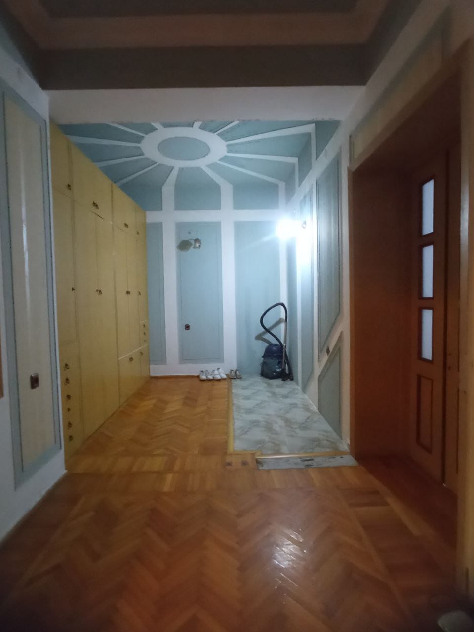 Təmizkar qız otaq yoldaşı lazımdır