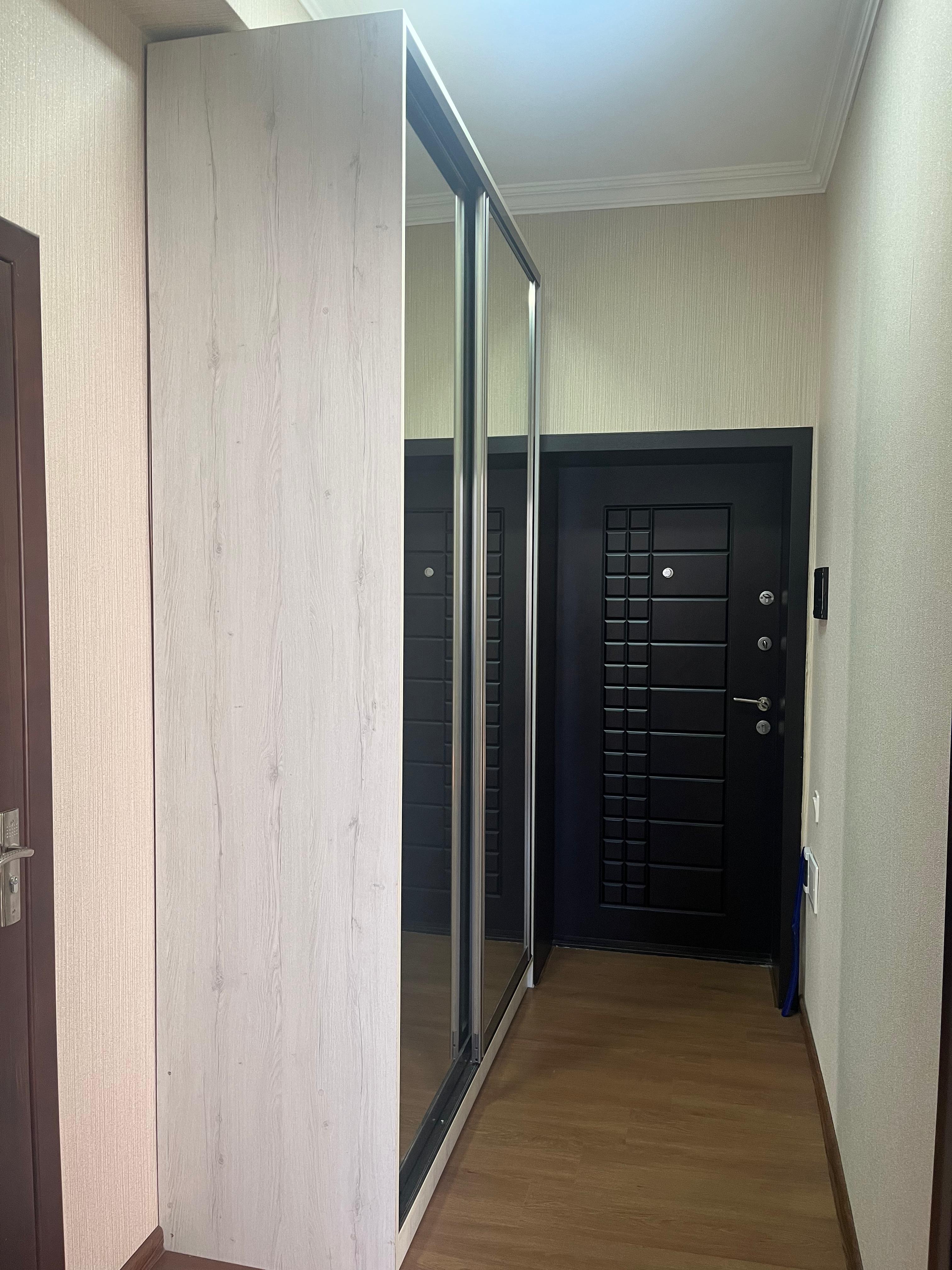 otaq yoldaşı axtarırıq