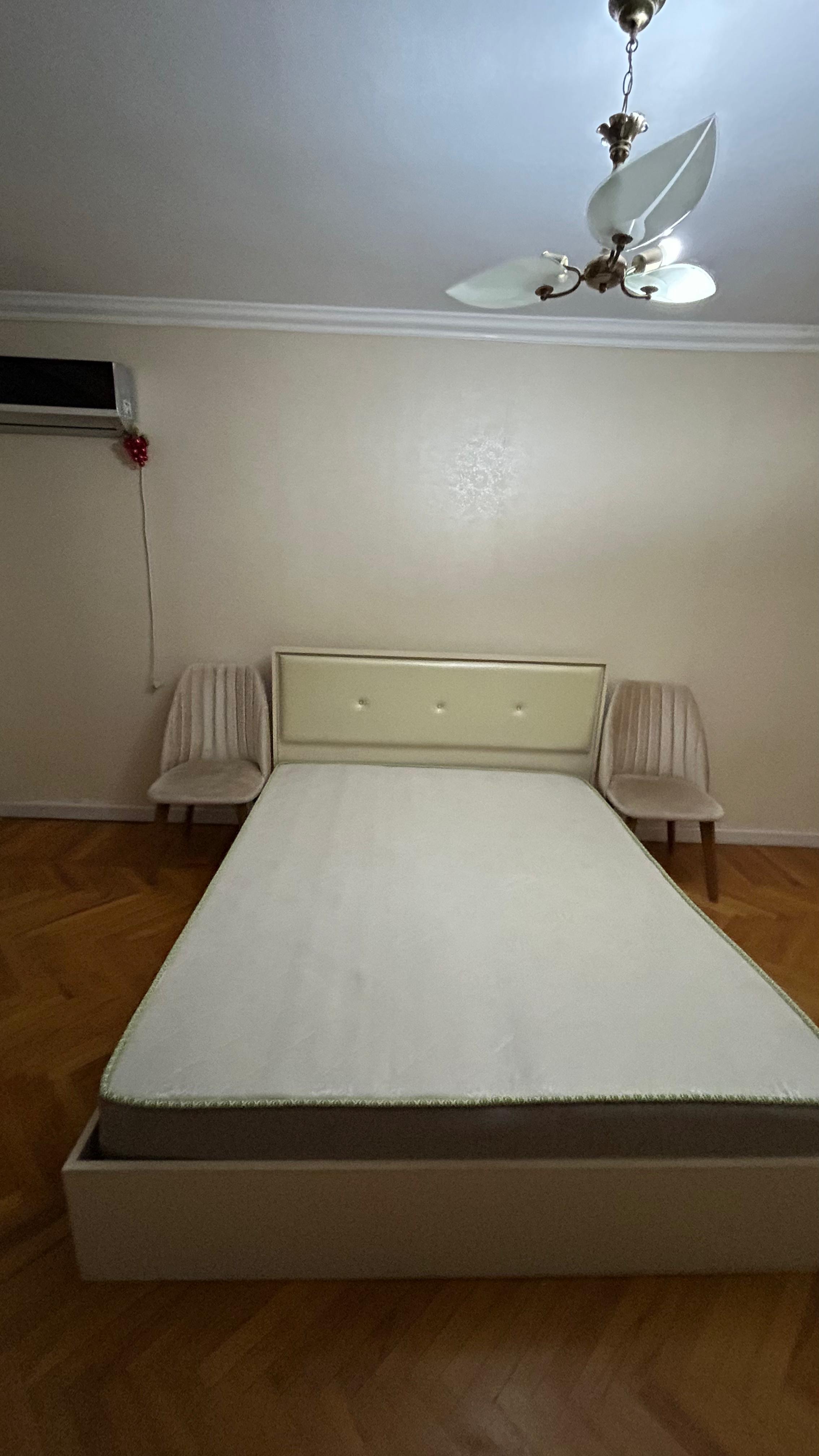 2nəfər xanım otaq yoldaşı axtarılır