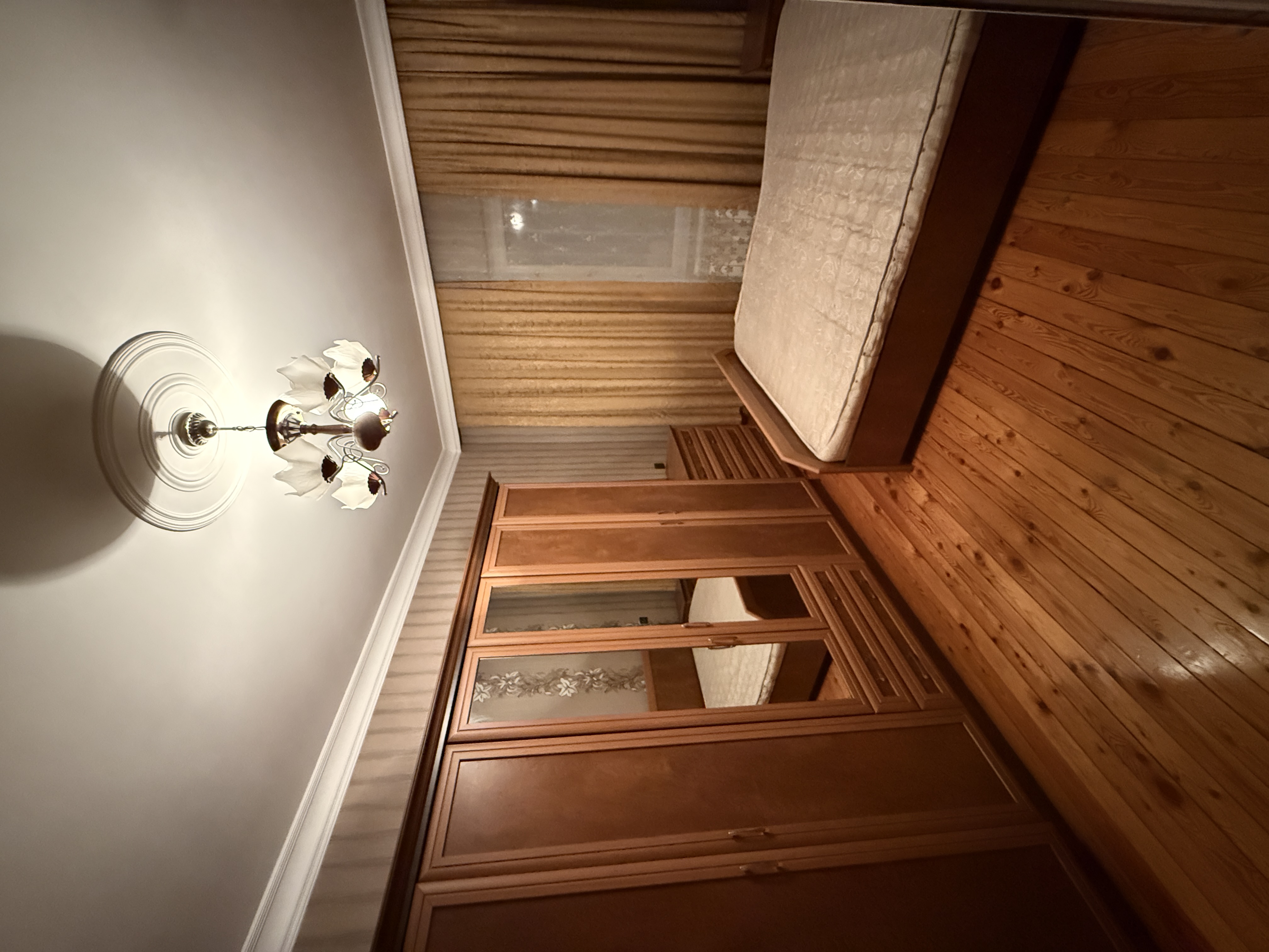 Otaq yoldasi axtarıram