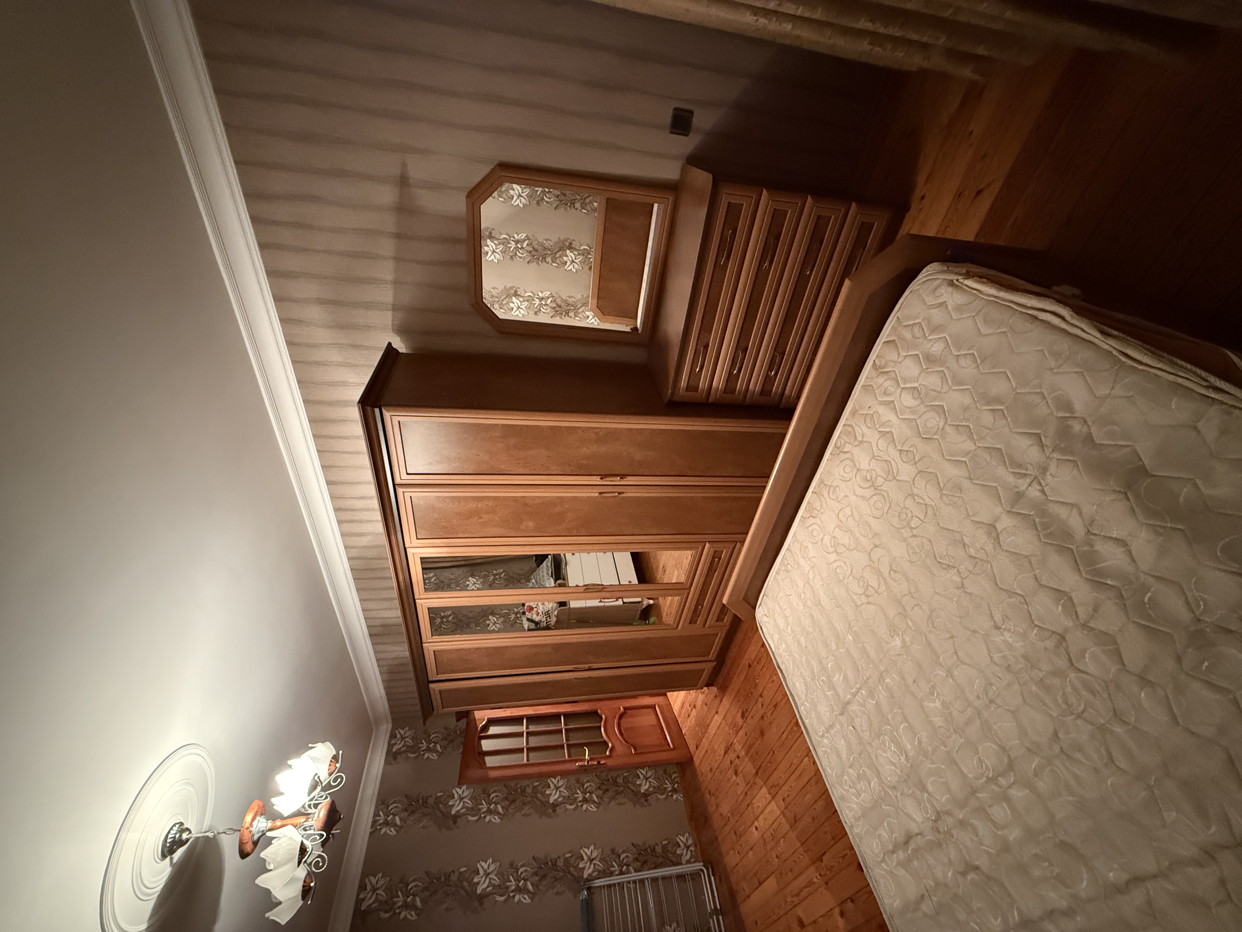 Otaq yoldasi axtarıram