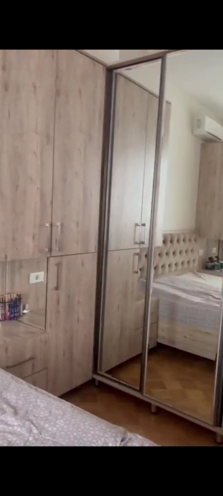 Təcili bir nəfər işləyən xanım otaq yoldaşı axtarılır