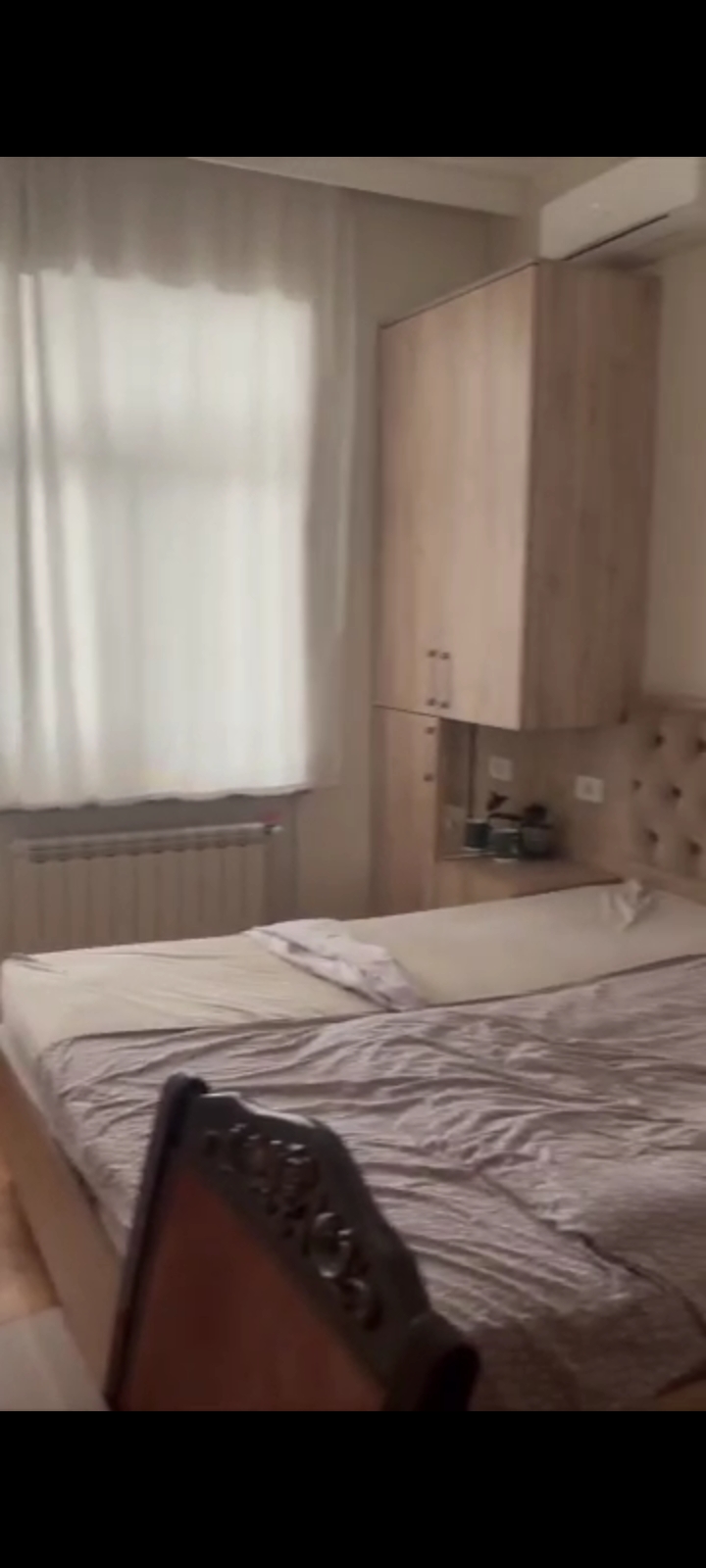 Təcili bir nəfər işləyən xanım otaq yoldaşı axtarılır