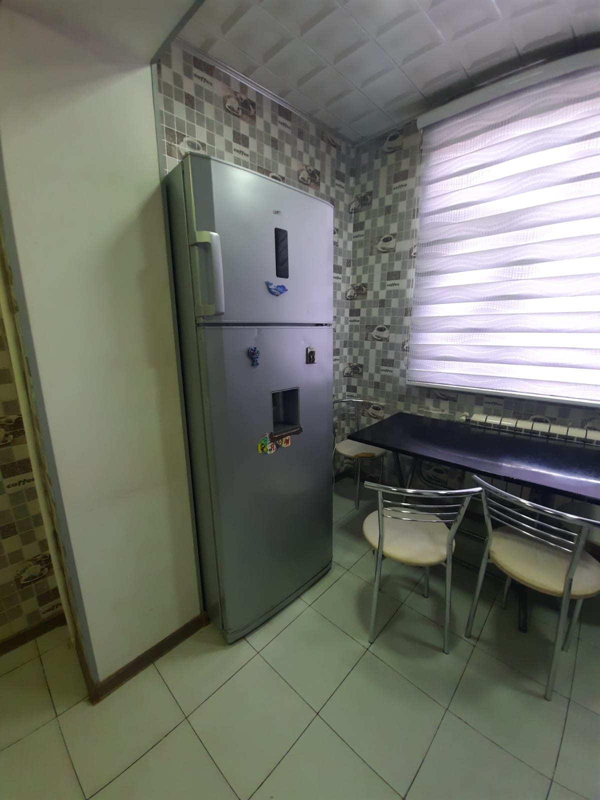 Otaq yoldaşı axtarılır